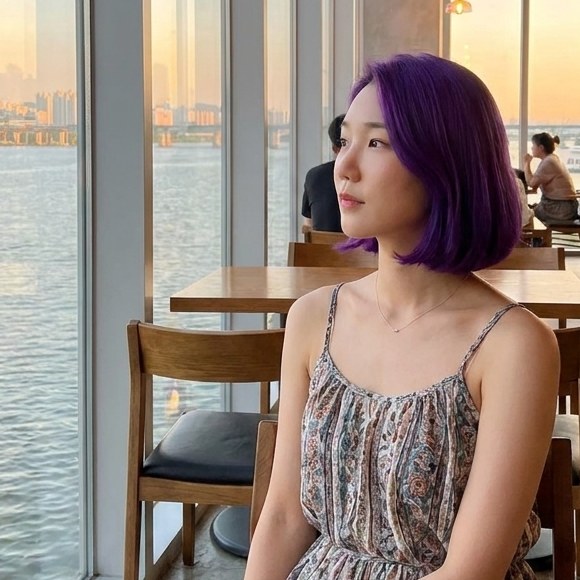 Sumi, by the Han River